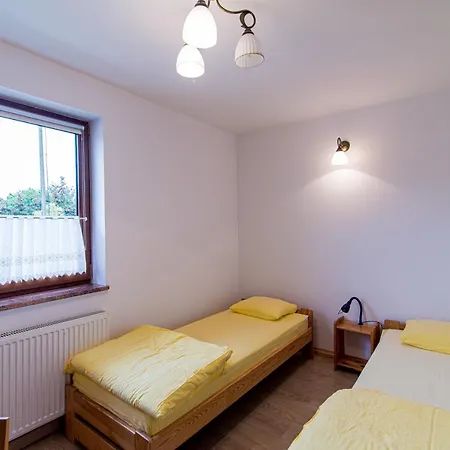 Bursztynowy Dworek Homestay *