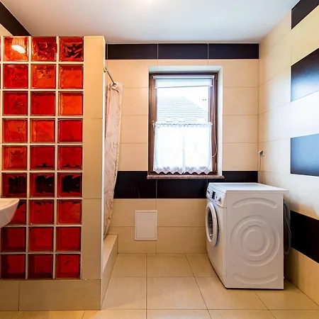 Bursztynowy Dworek * Łeba