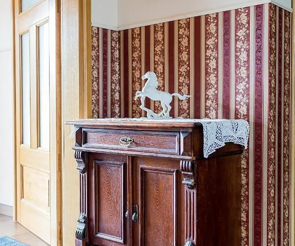 Bursztynowy Dworek Rum i privatbostad